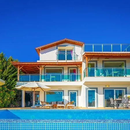 Sleeps 10 With Pool Air Con And Wifi *