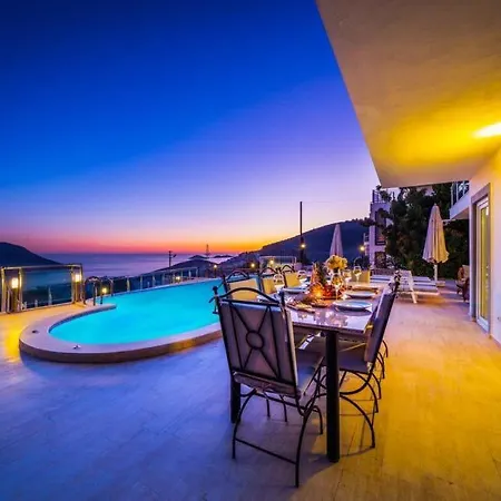 Sleeps 10 With Pool Air Con And Wifi Vilă *